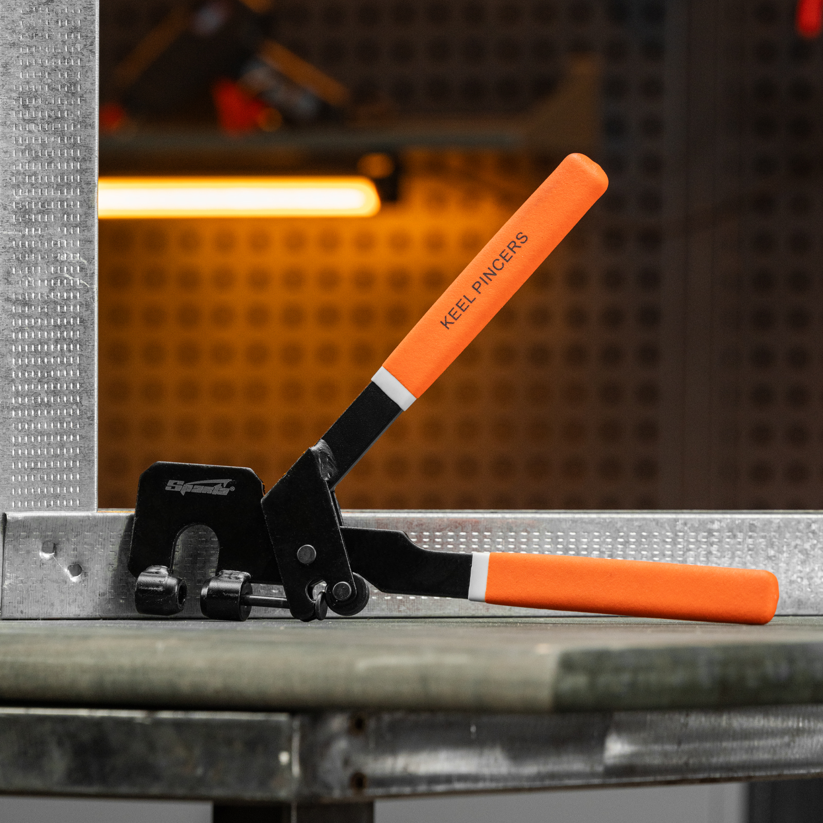 Просекатель для металлического профиля, под гипсокартон Sparta