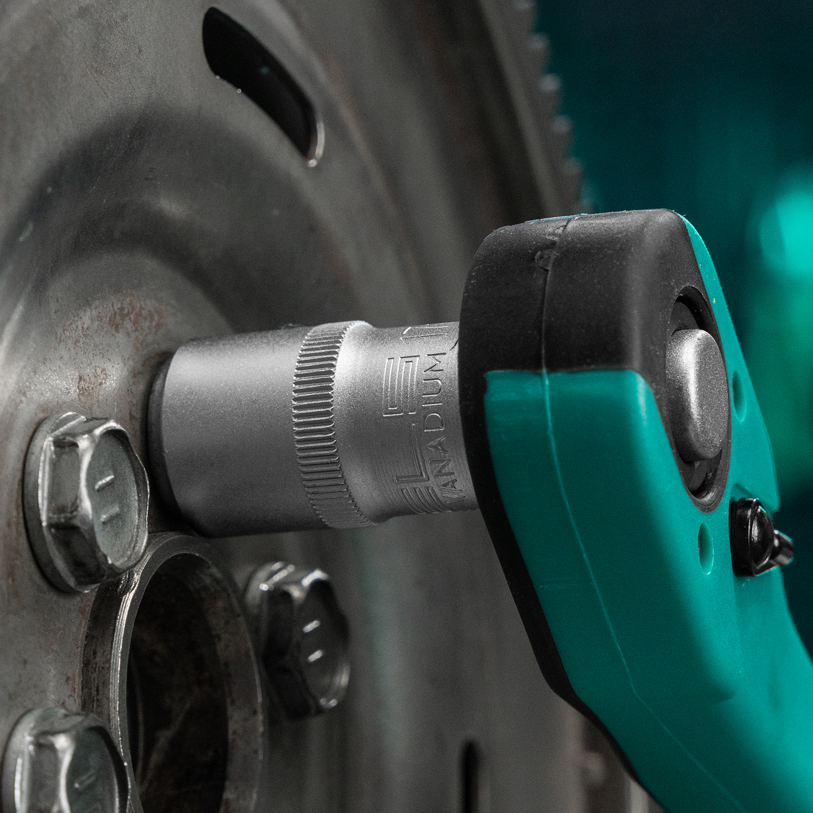 Набор инструментов 1/2", 1/4", CrV, 12 гранные головки, пластиковый кейс, 109 предмета Stels