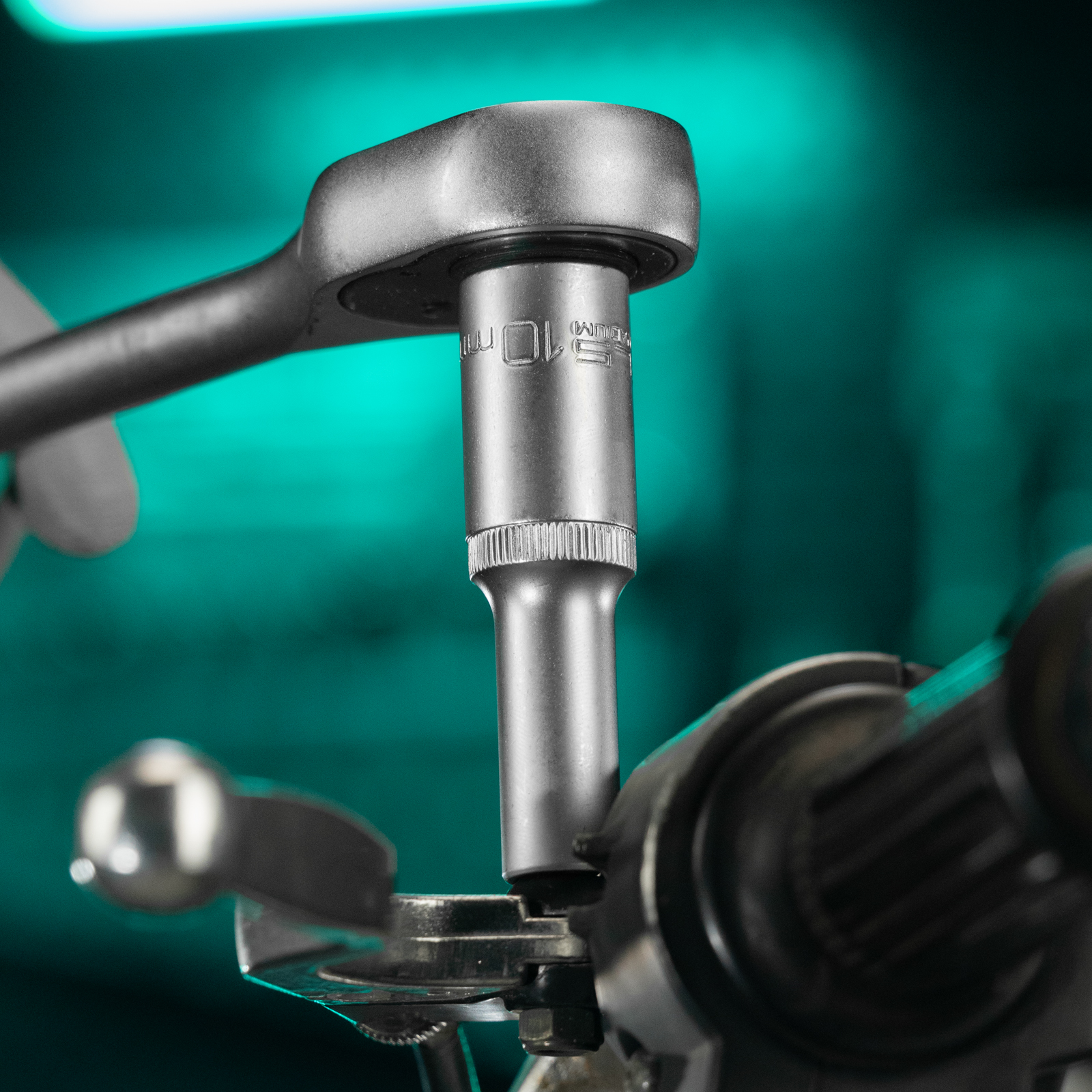 Головка торцевая удлиненная, 10 мм, шестигранная, CrV, под квадрат 1/2 Stels