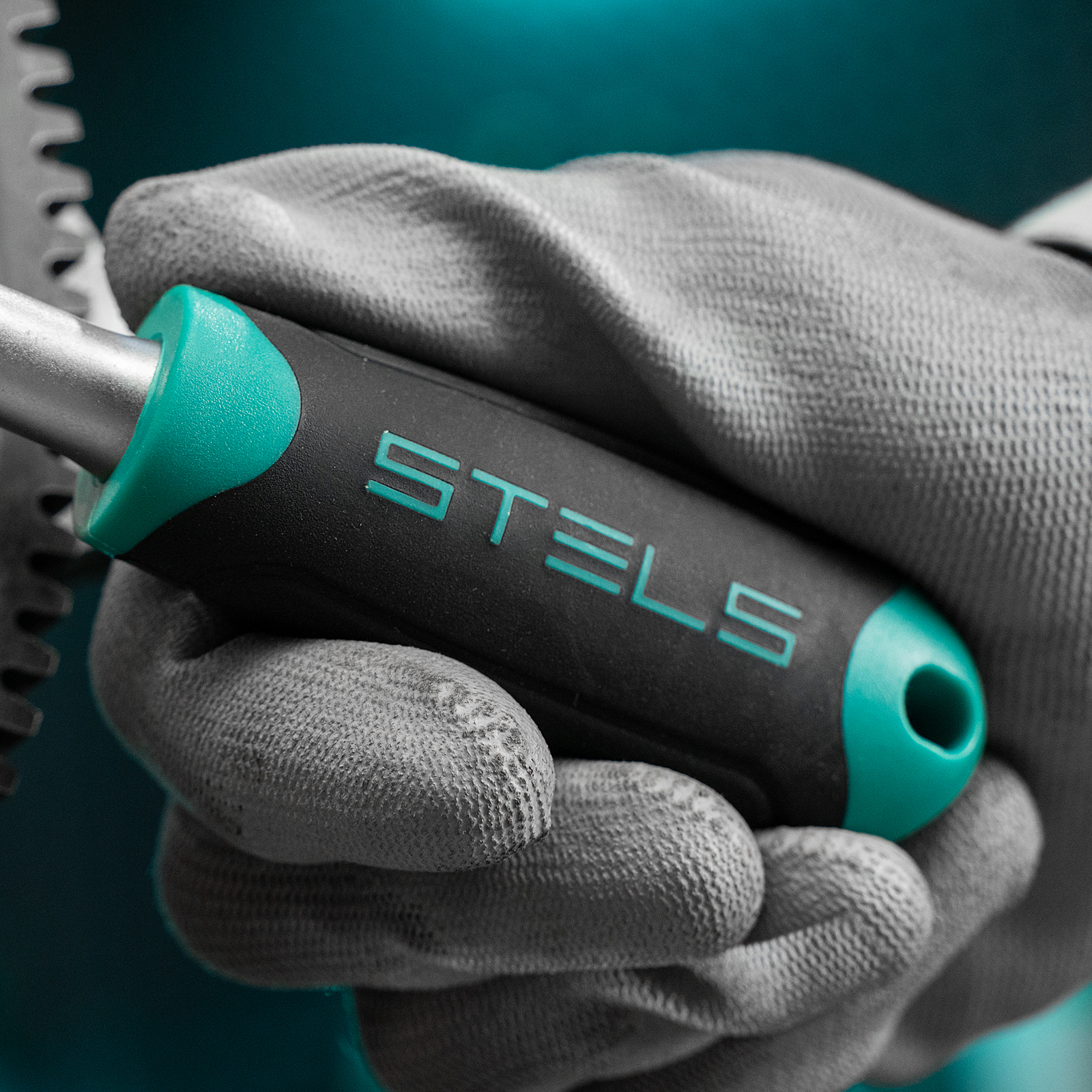 Ключ-трещотка 3/8", CrV, 72 зуба, с быстрым сбросом, матовый хром Stels