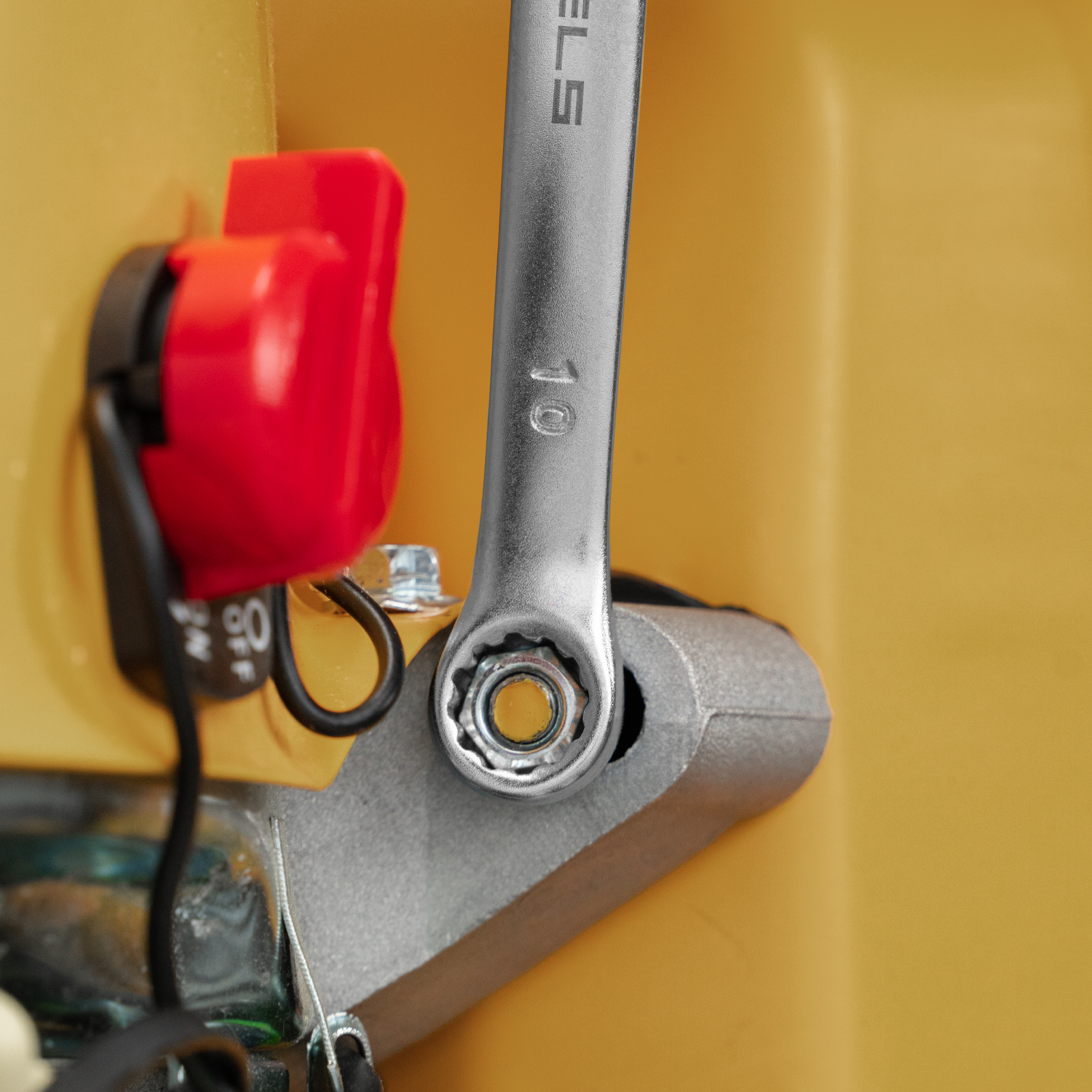 Ключ комбинированный, 10 мм, CrV, матовый хром Stels