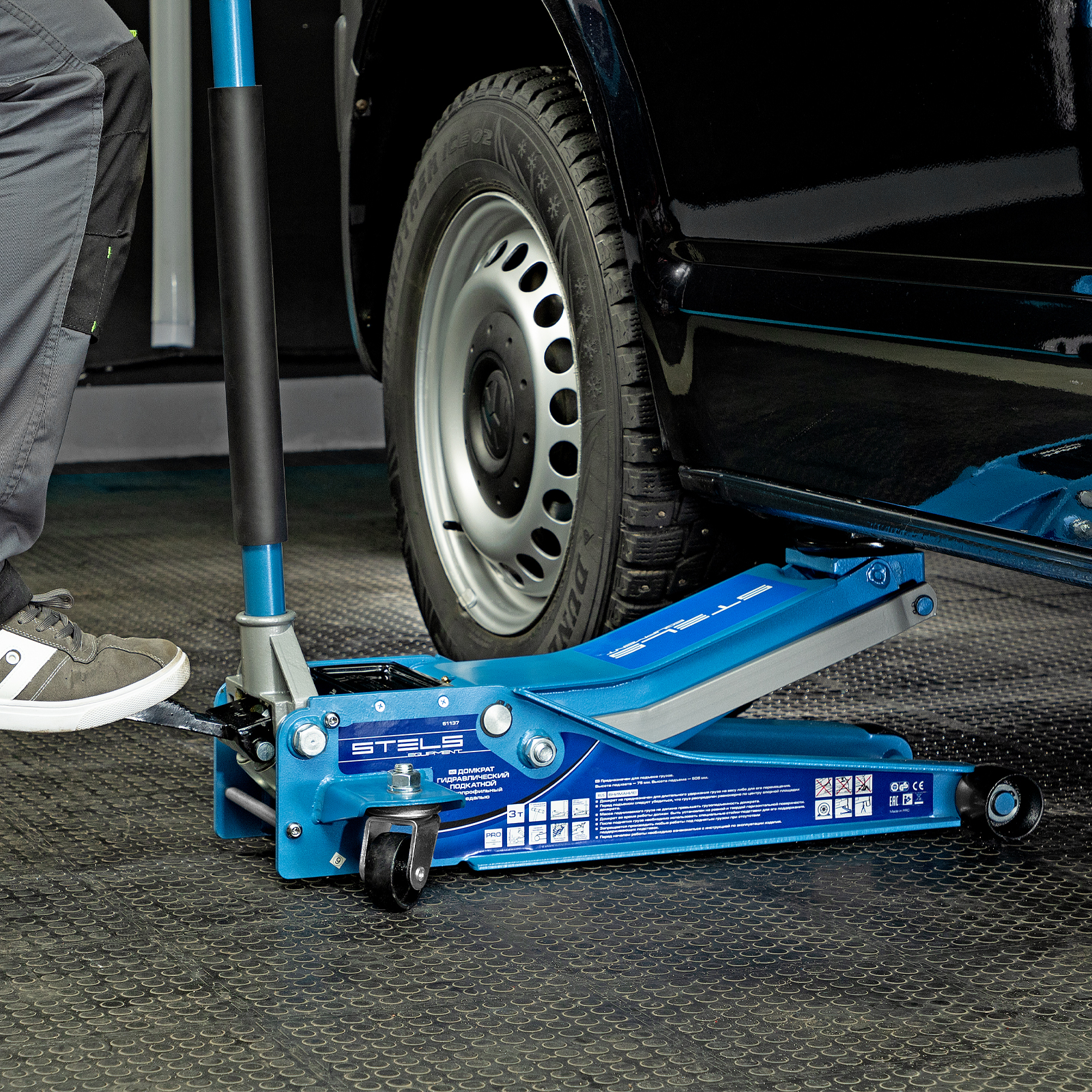 Домкрат гидравлический подкатной 3 т, быстрый подъем, Low profile quick lift, 75-505 мм, профессиональный STELS
