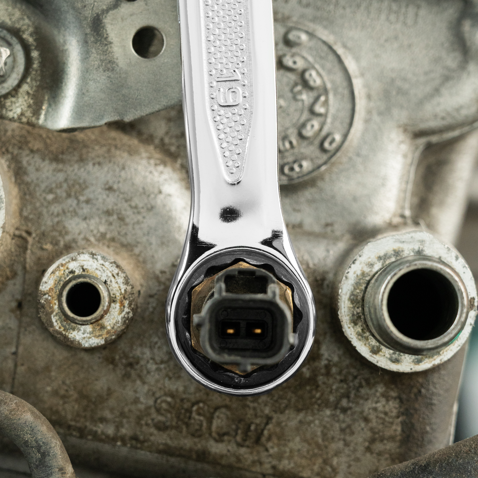 Ключ комбинированный, 19 мм, CrV, антислип Stels