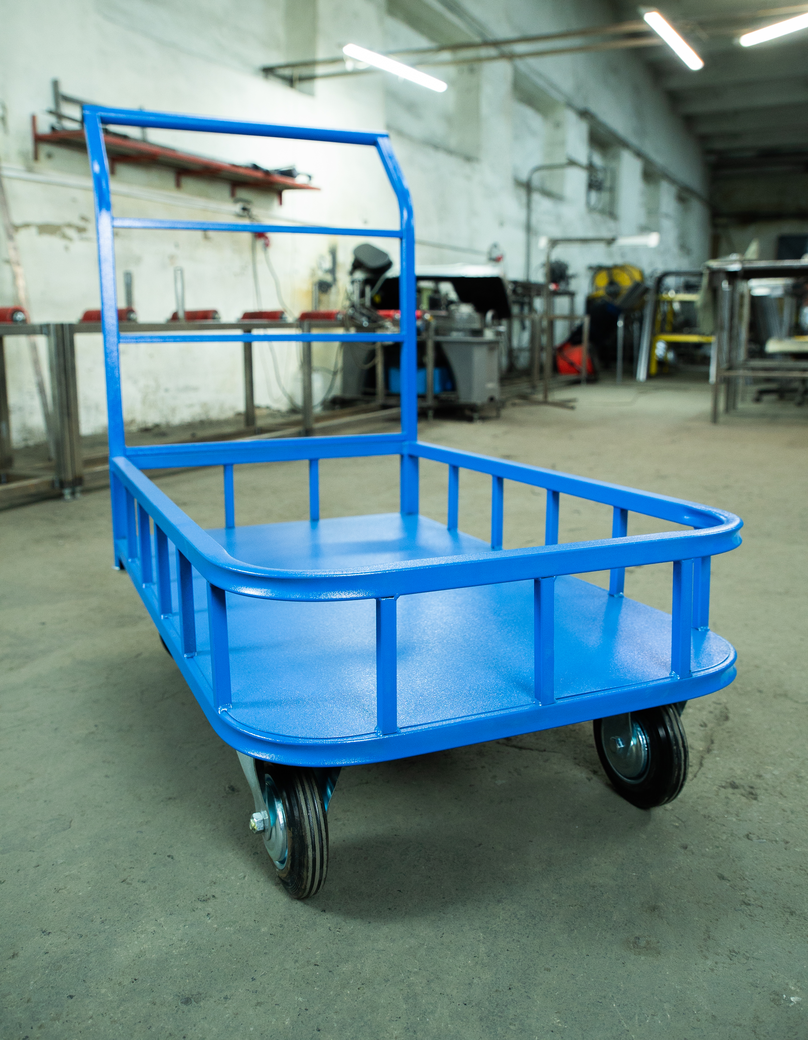 Тележка платформенная TOR ТП-МБ (600х1000) с бортами (колеса 160 мм)