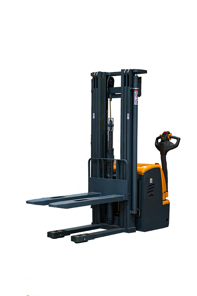 Штабелер самоходный 1,5 т 4,5 м XILIN CDDR15-III 24/200 В/Ач (сопровождаемый)