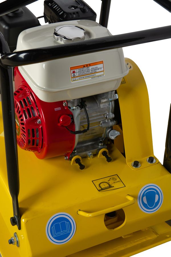 Виброплита 95 кг, 20кН (Honda) без бака TOR C-100