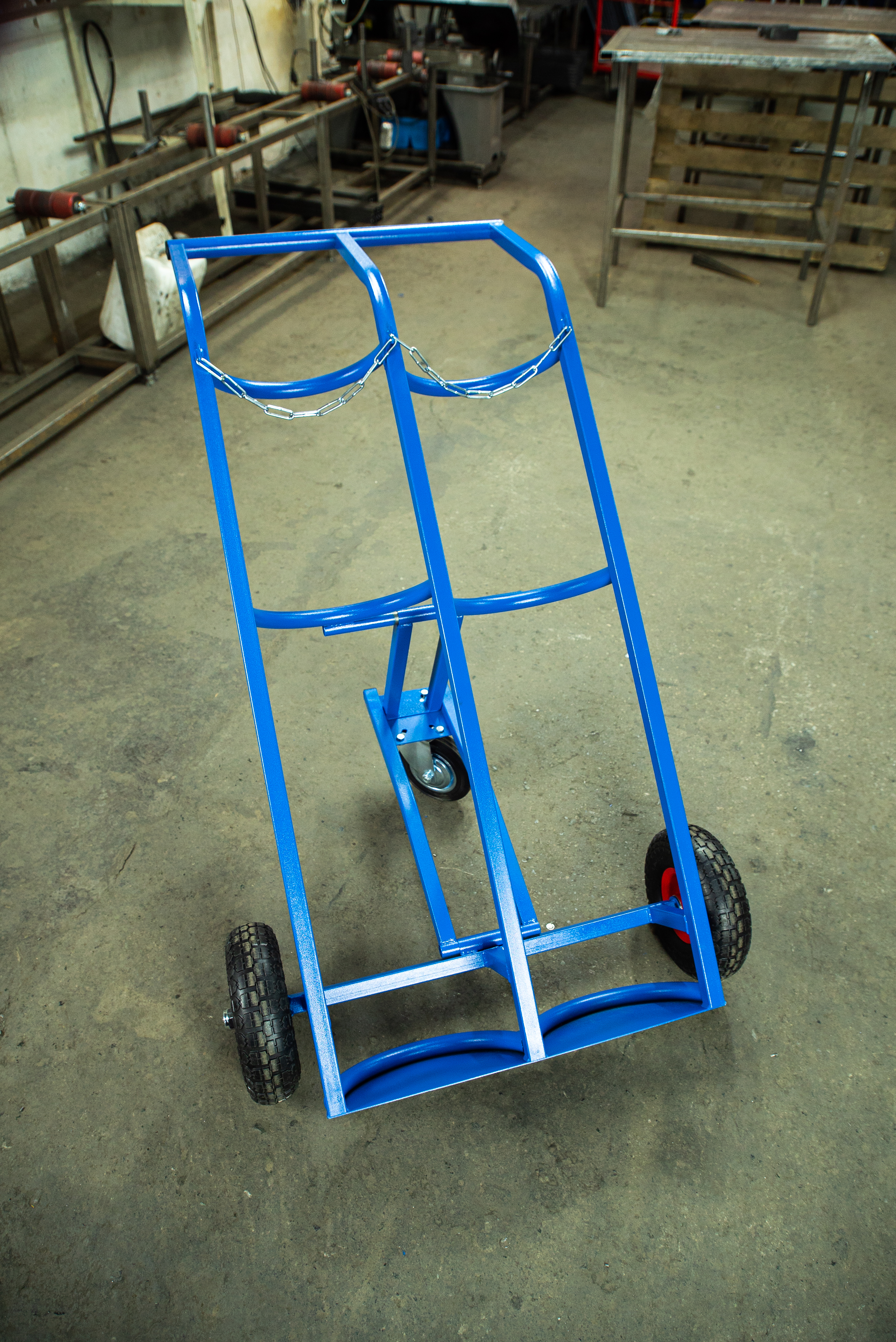 Тележка для газовых баллонов TOR ГБ-2, 2 баллона (250 пневмо колеса + 160 поворотное)