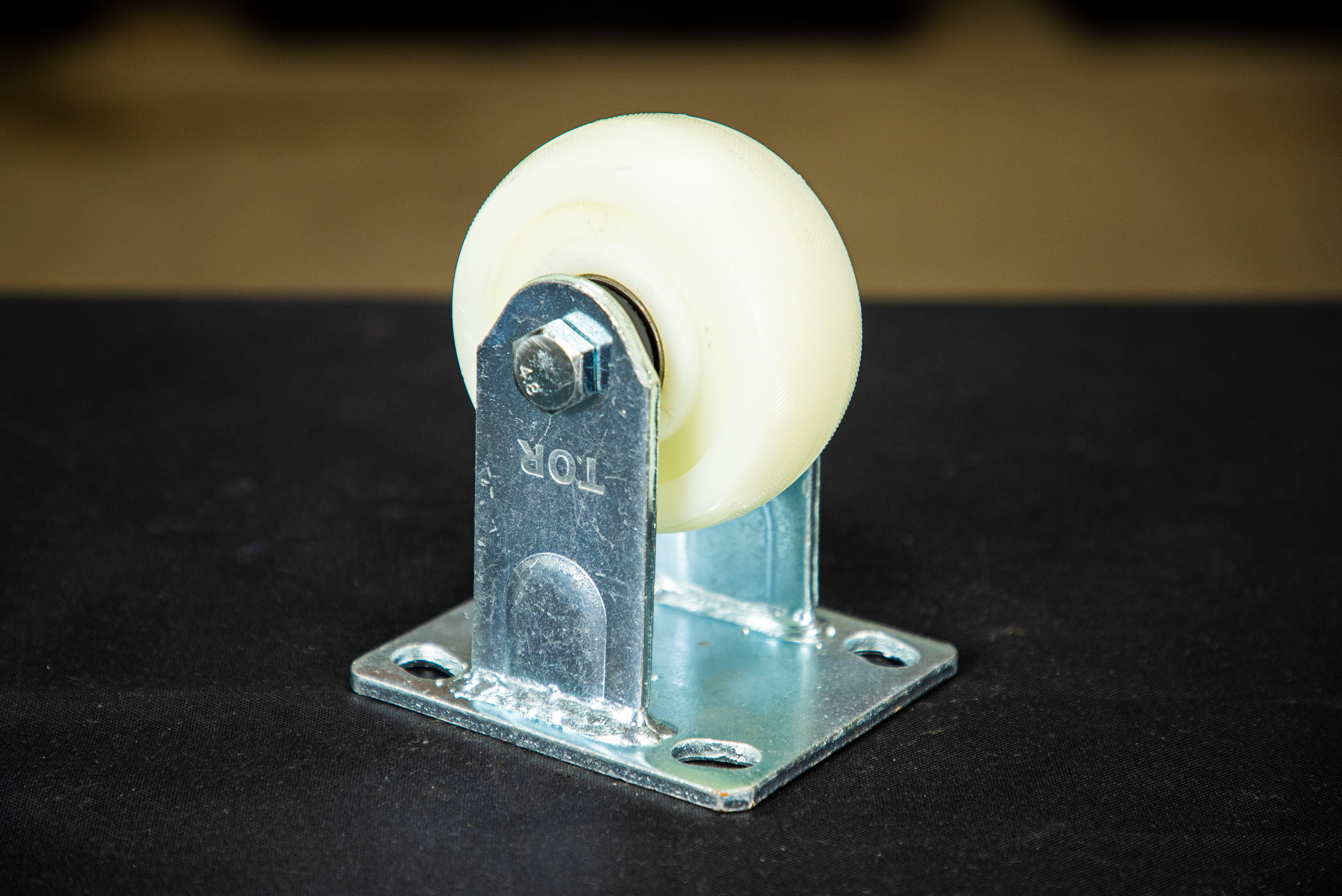 Колесо большегрузное неповоротное FCdn 46 100 мм полипропиленовое