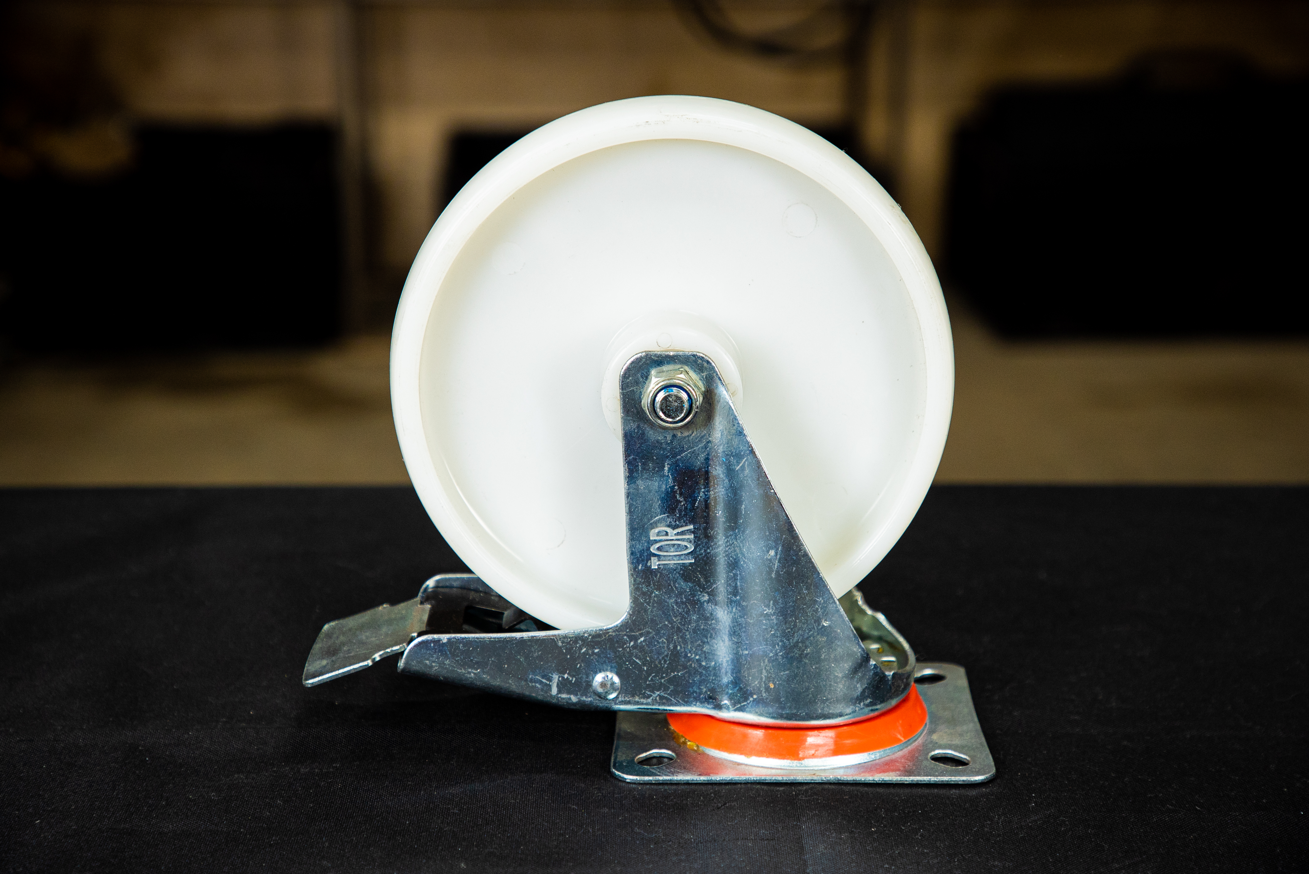 Колесо поворотное полипропилен SRCnb 80 200 мм с тормозом (N)