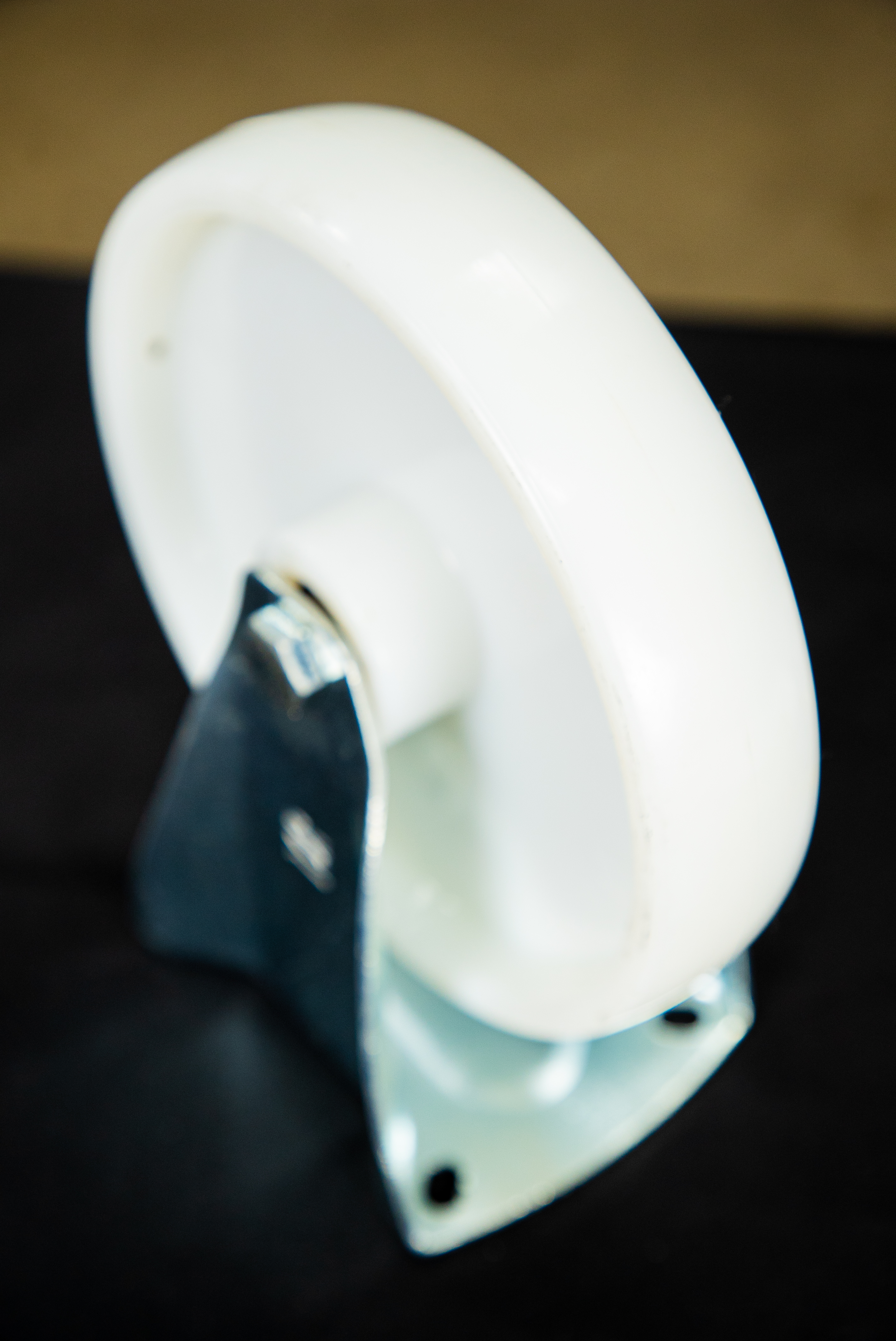 Колесо неповоротное полипропилен FRCn 80 200 мм (N)