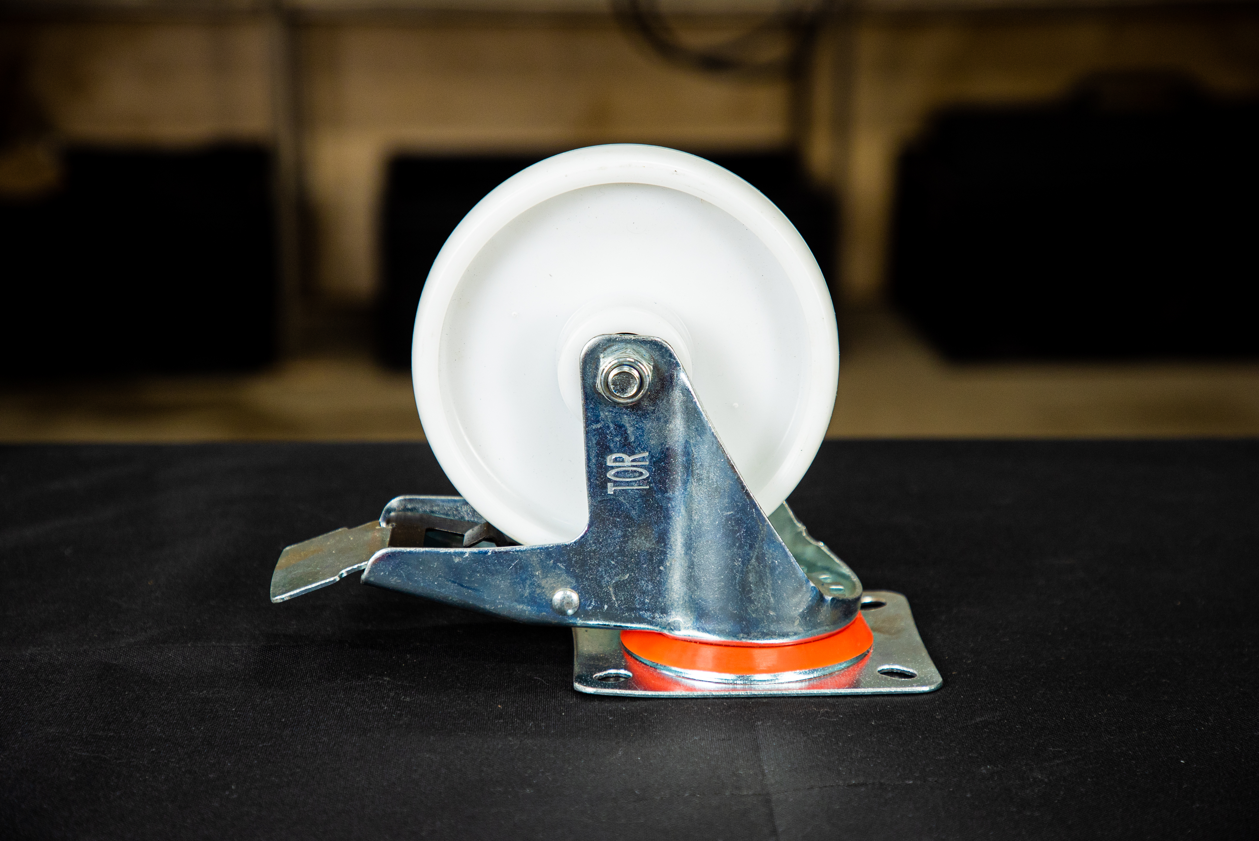 Колесо поворотное полипропилен SRCnb 63 160 мм с торозом (N)