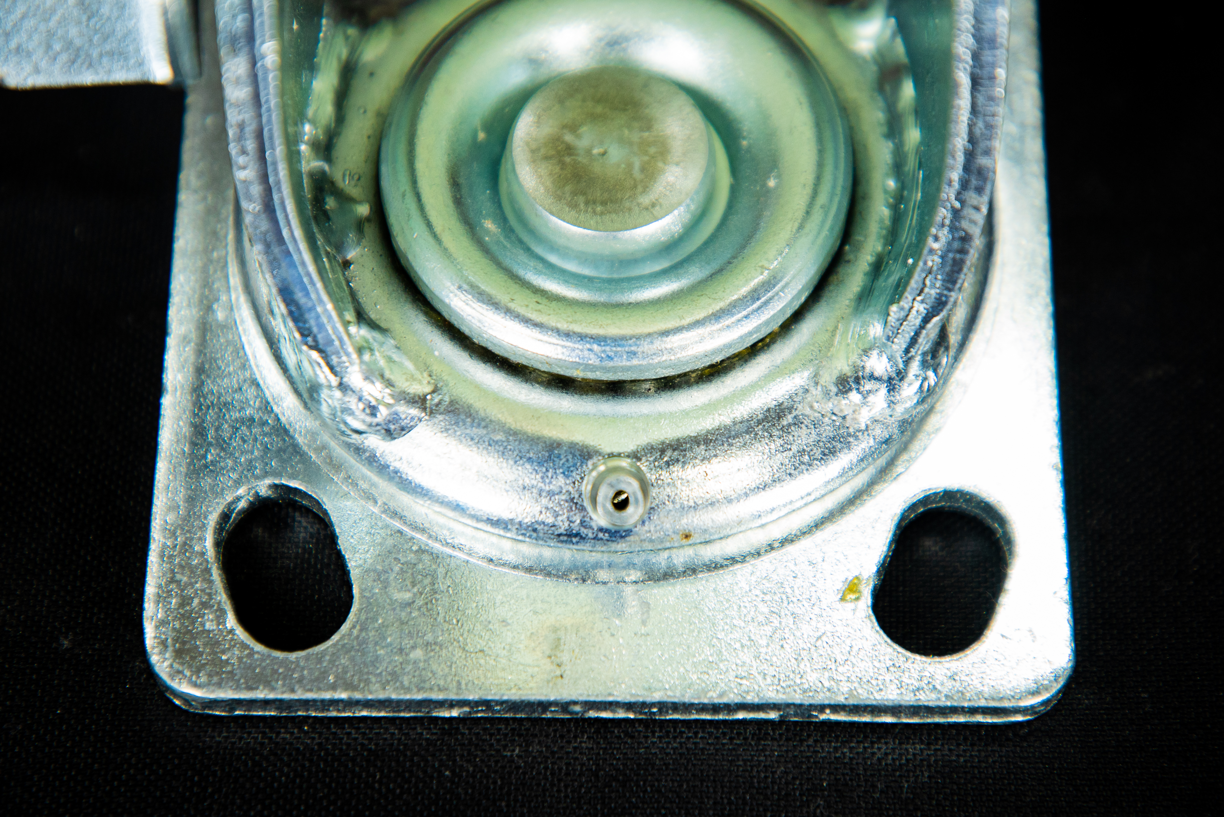 Колесо большегрузное поворотное SCdnb 42 100 мм полипропиленовое с тормозом