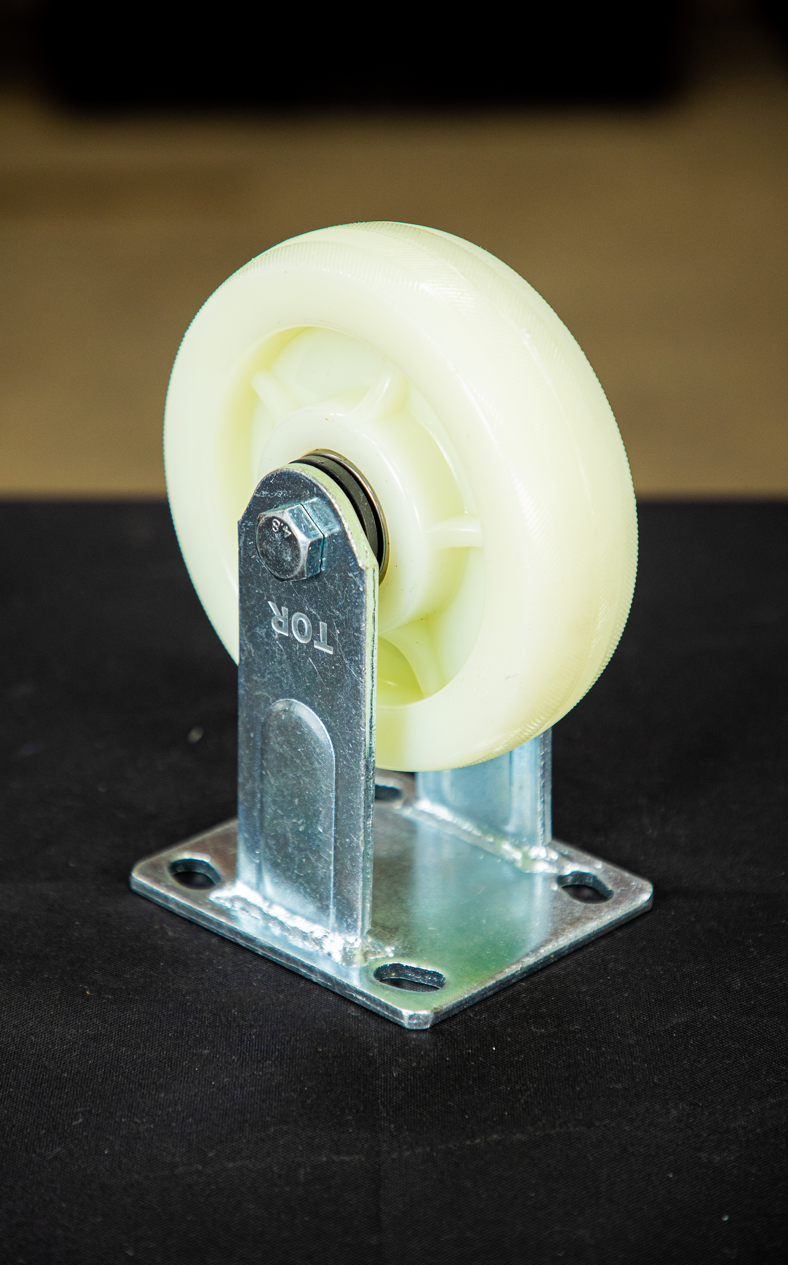 Колесо большегрузное неповоротное FCdn 80 200 мм полипропиленовое