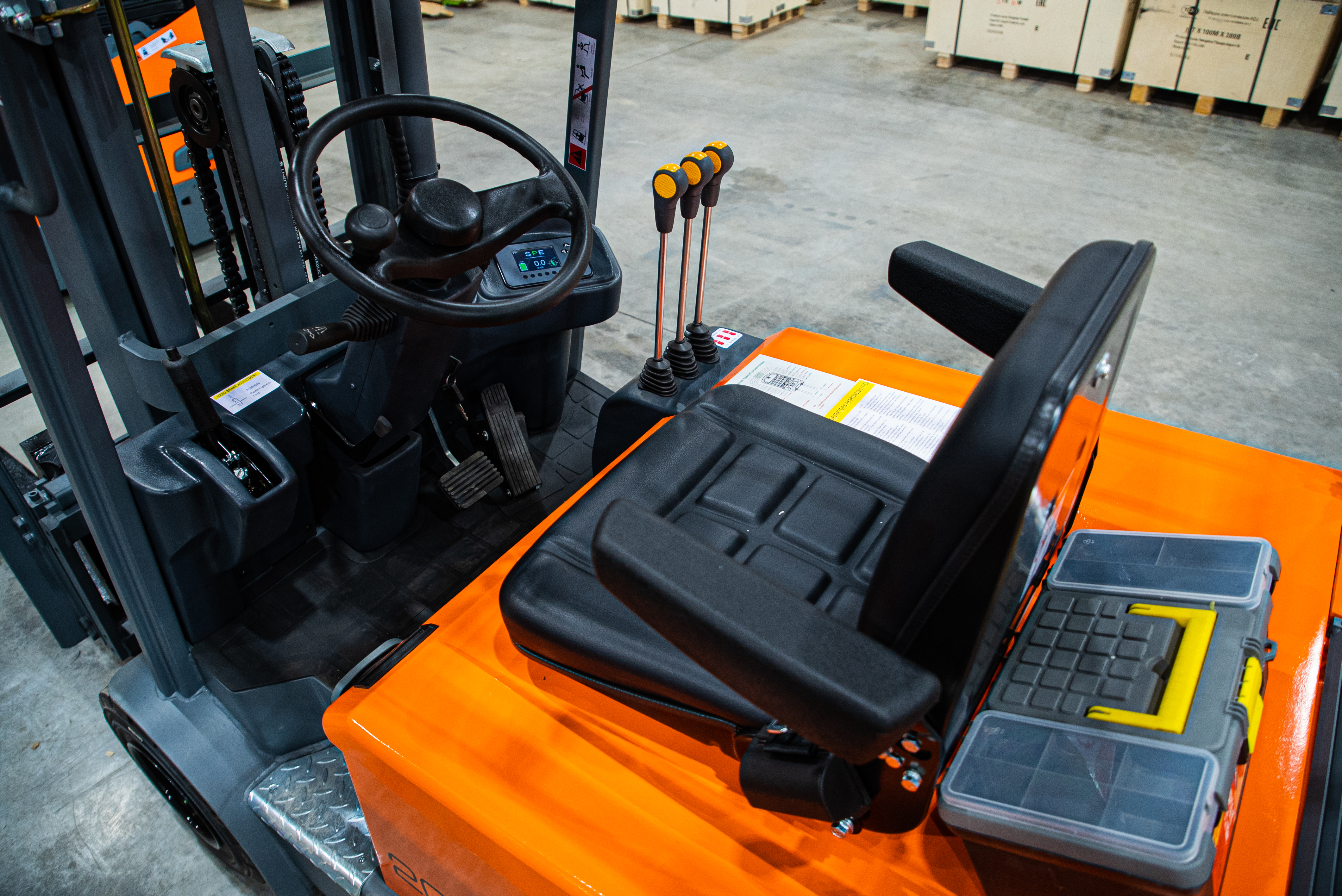 Погрузчик электрический трехопорный TOR 2,0 т 3,0 м CPD20SA-20 сайдшифт