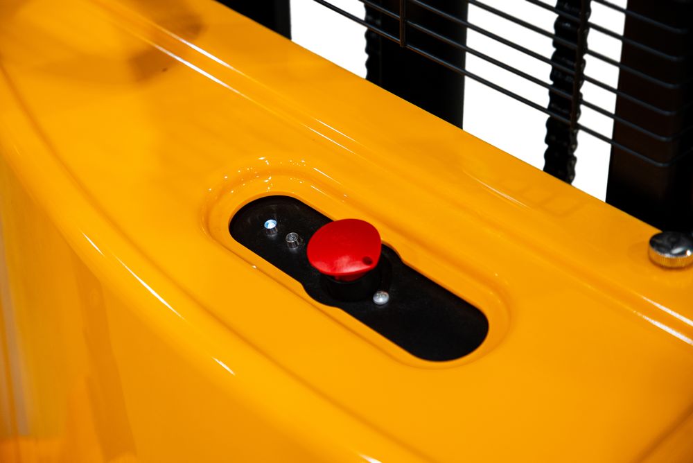 Штабелер самоходный 1,2 т 3,0 м TOR CQDA1230-EL 24/65 В/Ач (сопровождаемый)