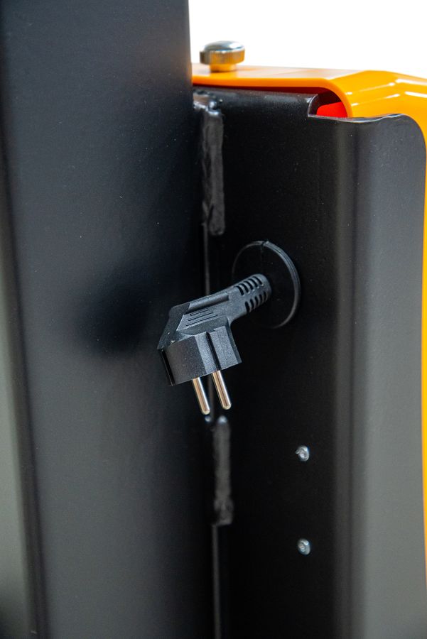 Штабелер самоходный 1,2 т 3,0 м TOR CQDA1230-EL 24/65 В/Ач (сопровождаемый)