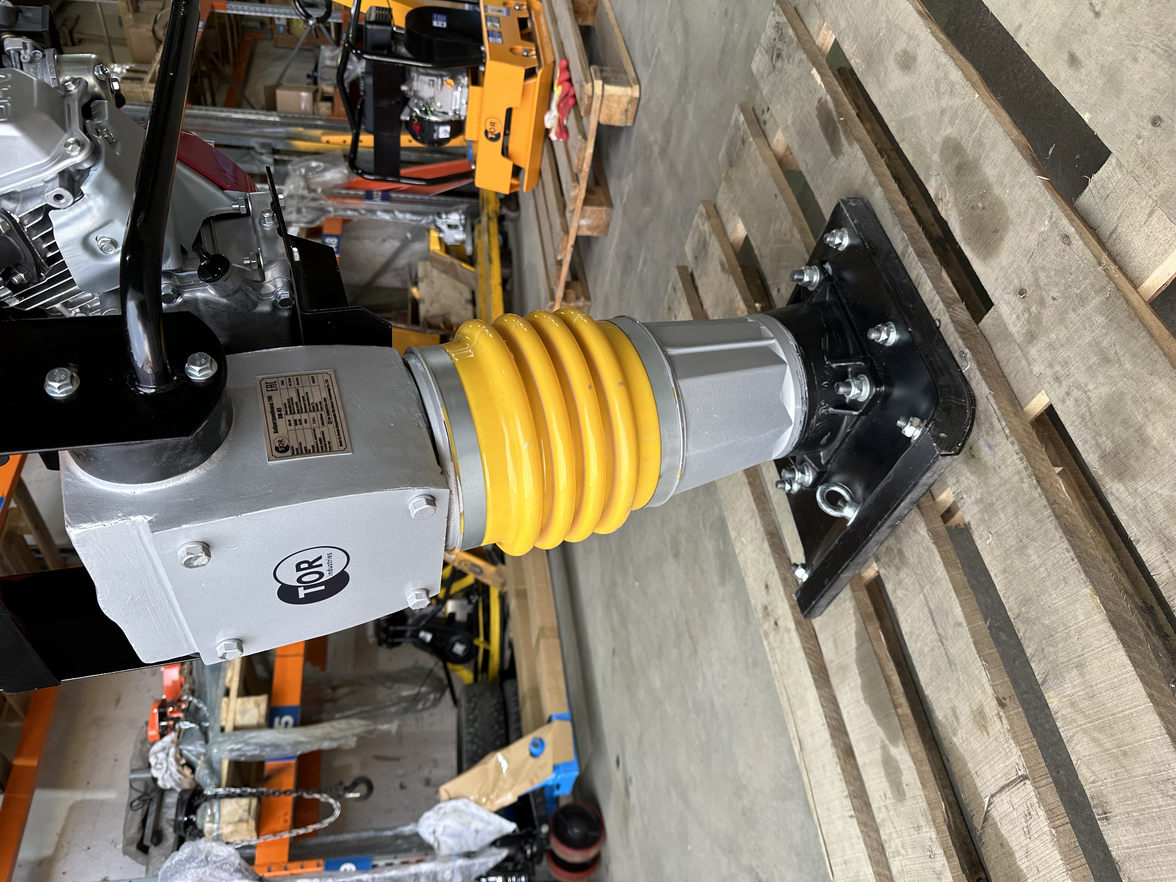 Вибротрамбовка 70 кг, 20 кН (Honda), чугунный корпус TOR RM-80