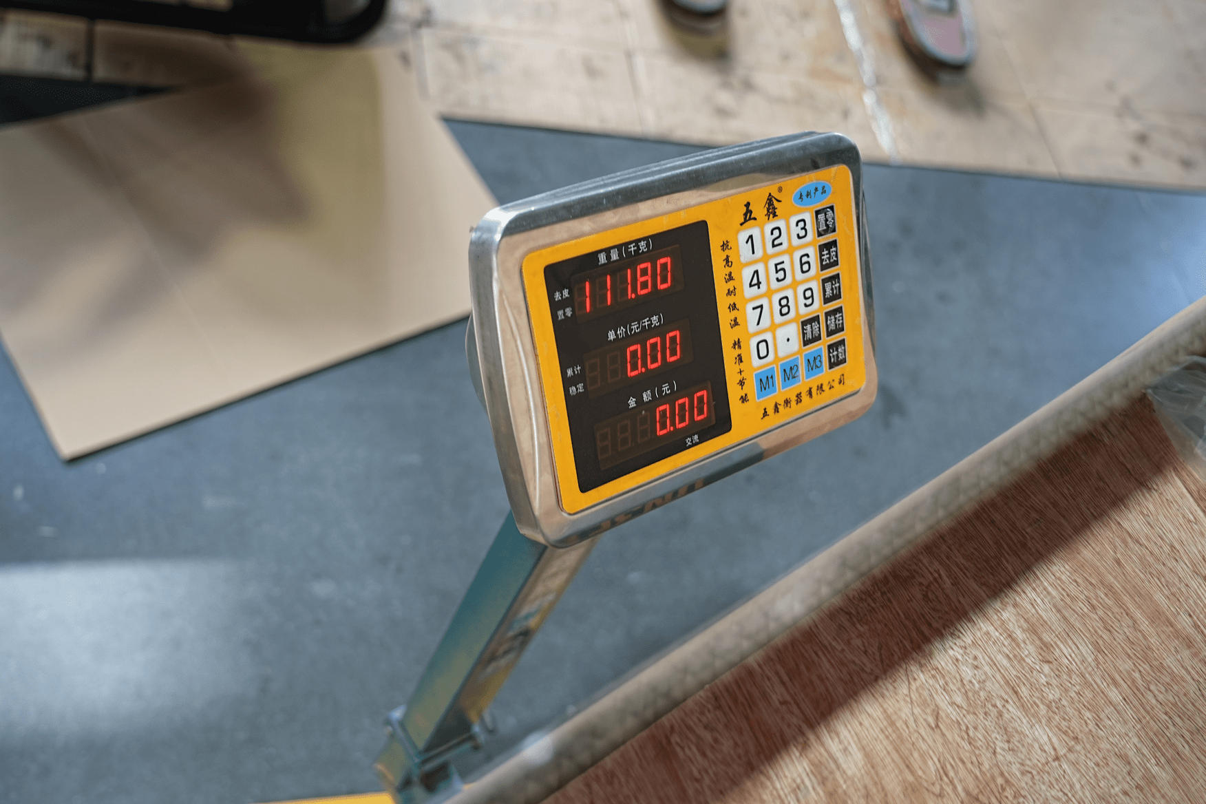 Генератор дизельный 5,0 кВт 220В с электростартером и колесами TOR KM5000D