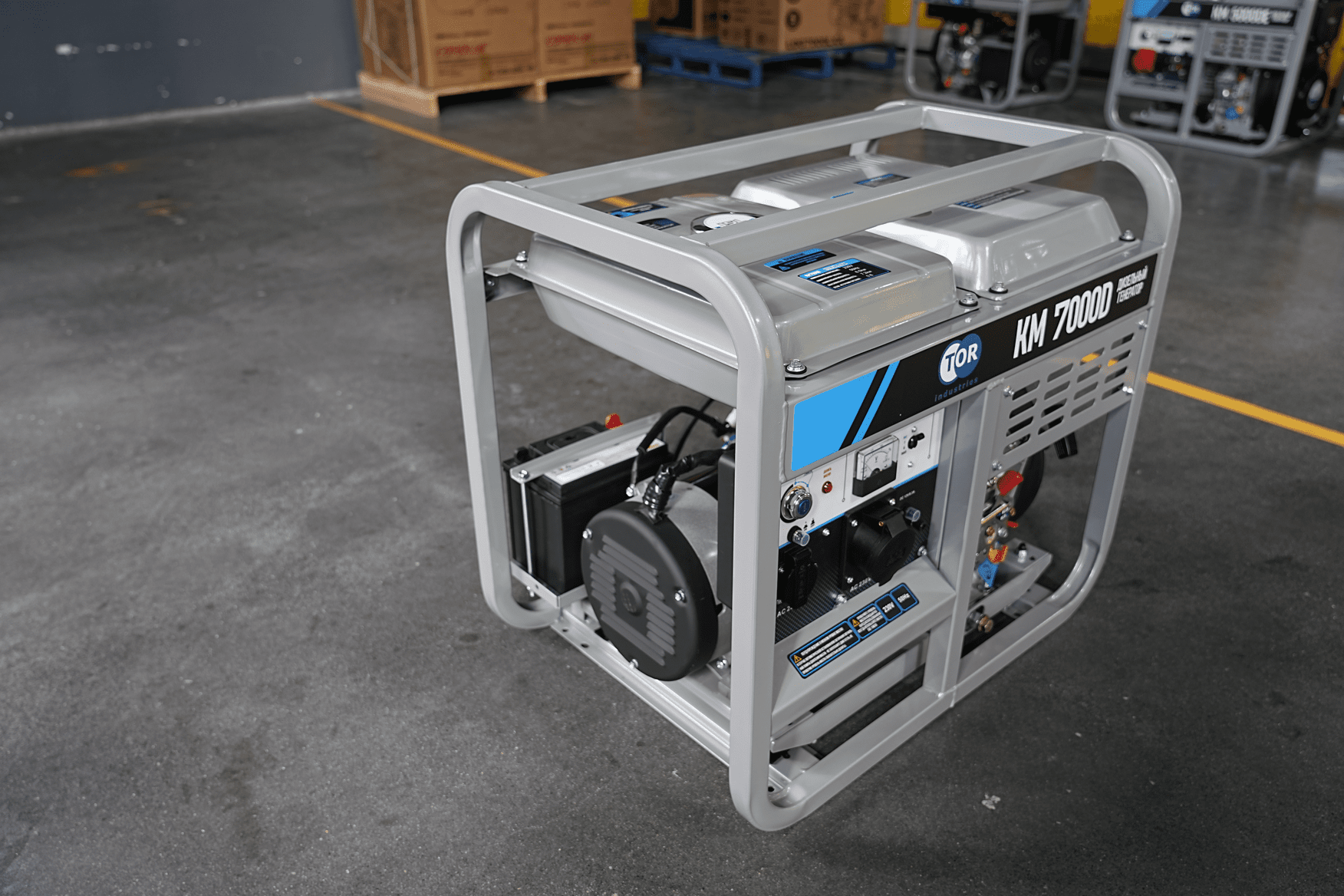 Генератор дизельный 7,0 кВт 220В с электростартером и колесами TOR KM7000D