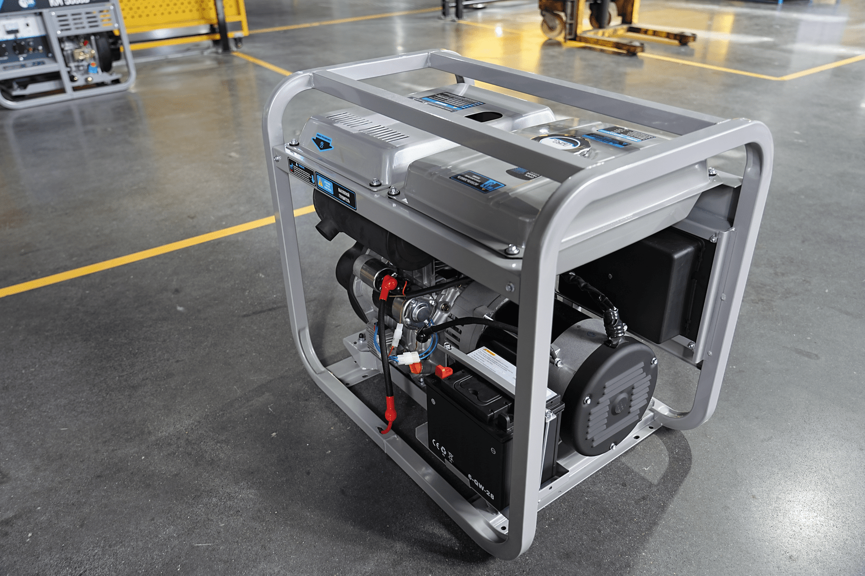 Генератор дизельный 7,0 кВт 220В с электростартером и колесами TOR KM7000D