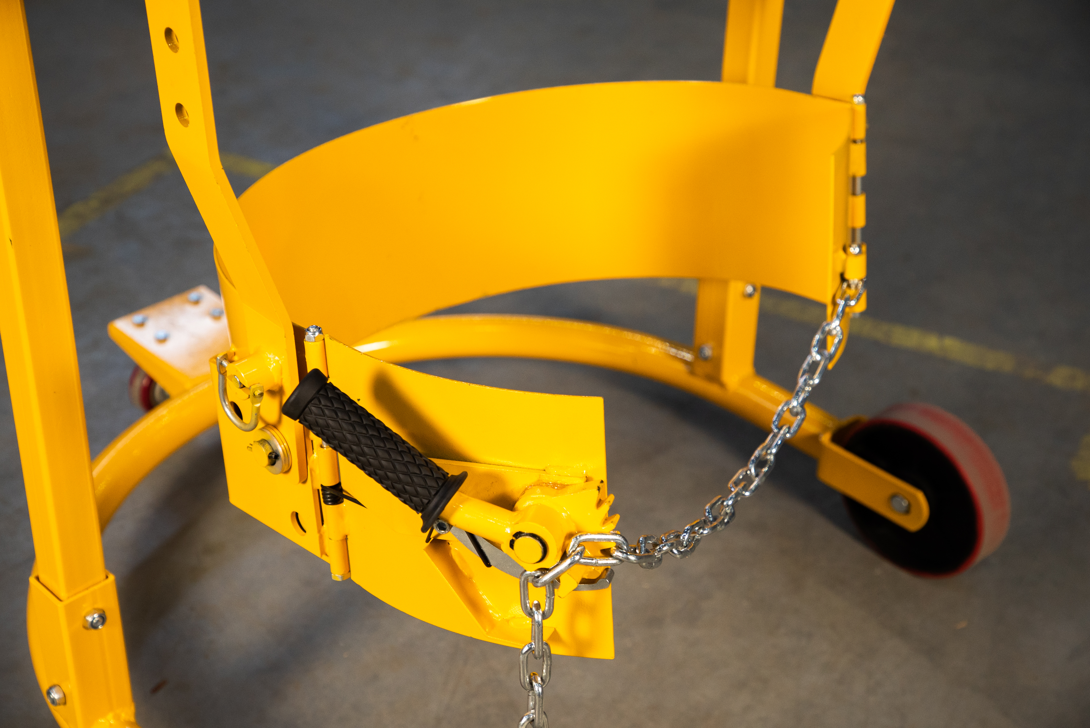 Тележка для бочек TOR HD-80A 1 бочка х 200 л (с колесами)