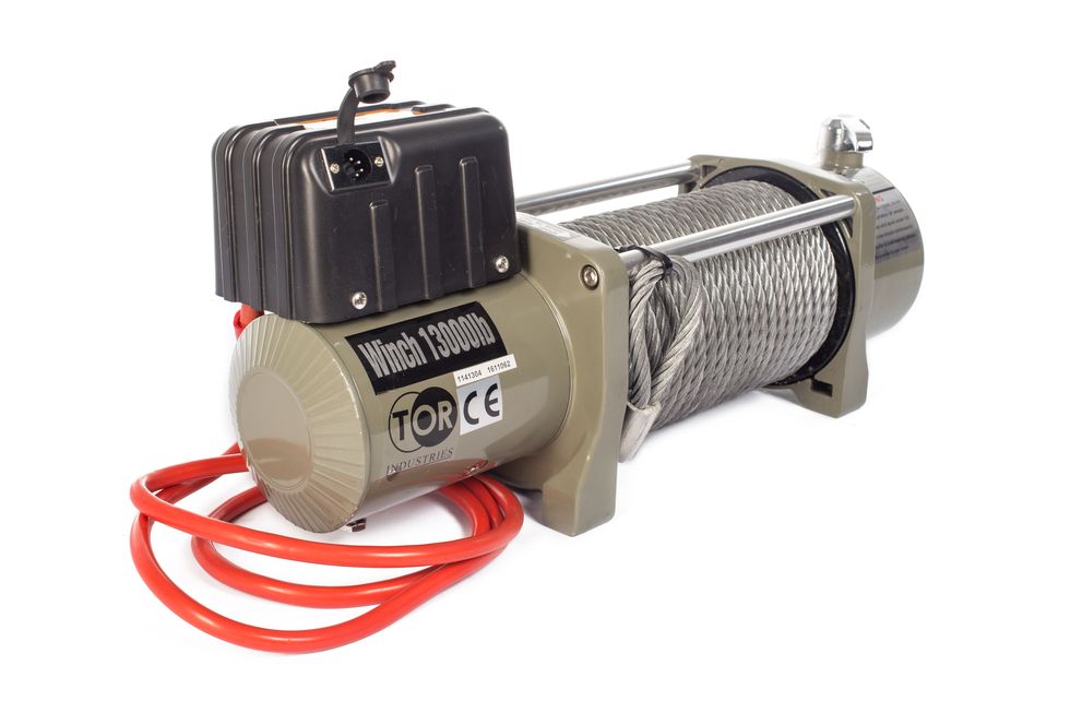 Лебедка автомобильная электрическая 7620кг  28м 12В TOR SEC16800