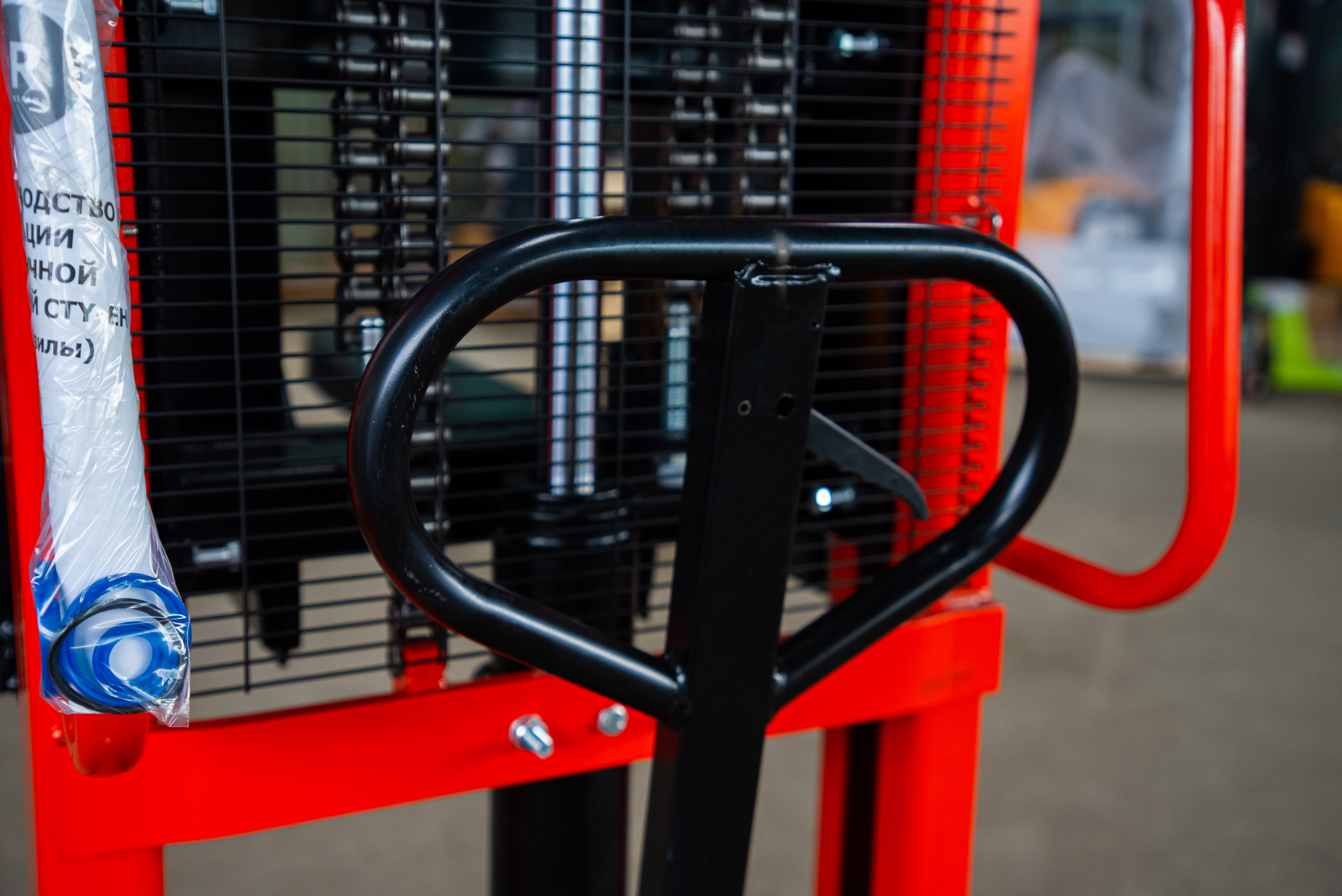 Штабелер гидравлический 2,0 т 1,6 м TOR CTY-E с раздвижными вилами