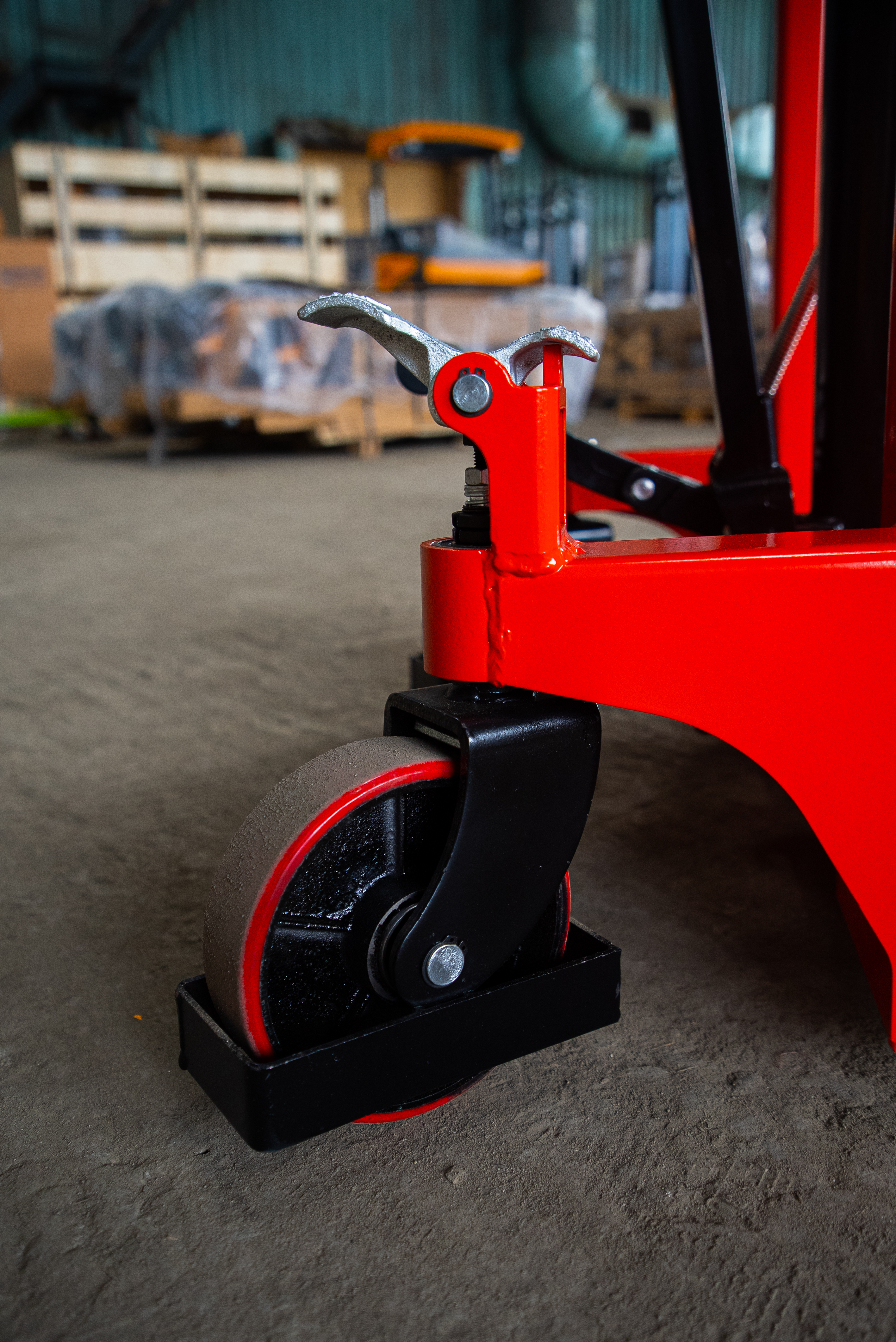 Штабелер гидравлический 2,0 т 1,6 м TOR CTY-E с раздвижными вилами