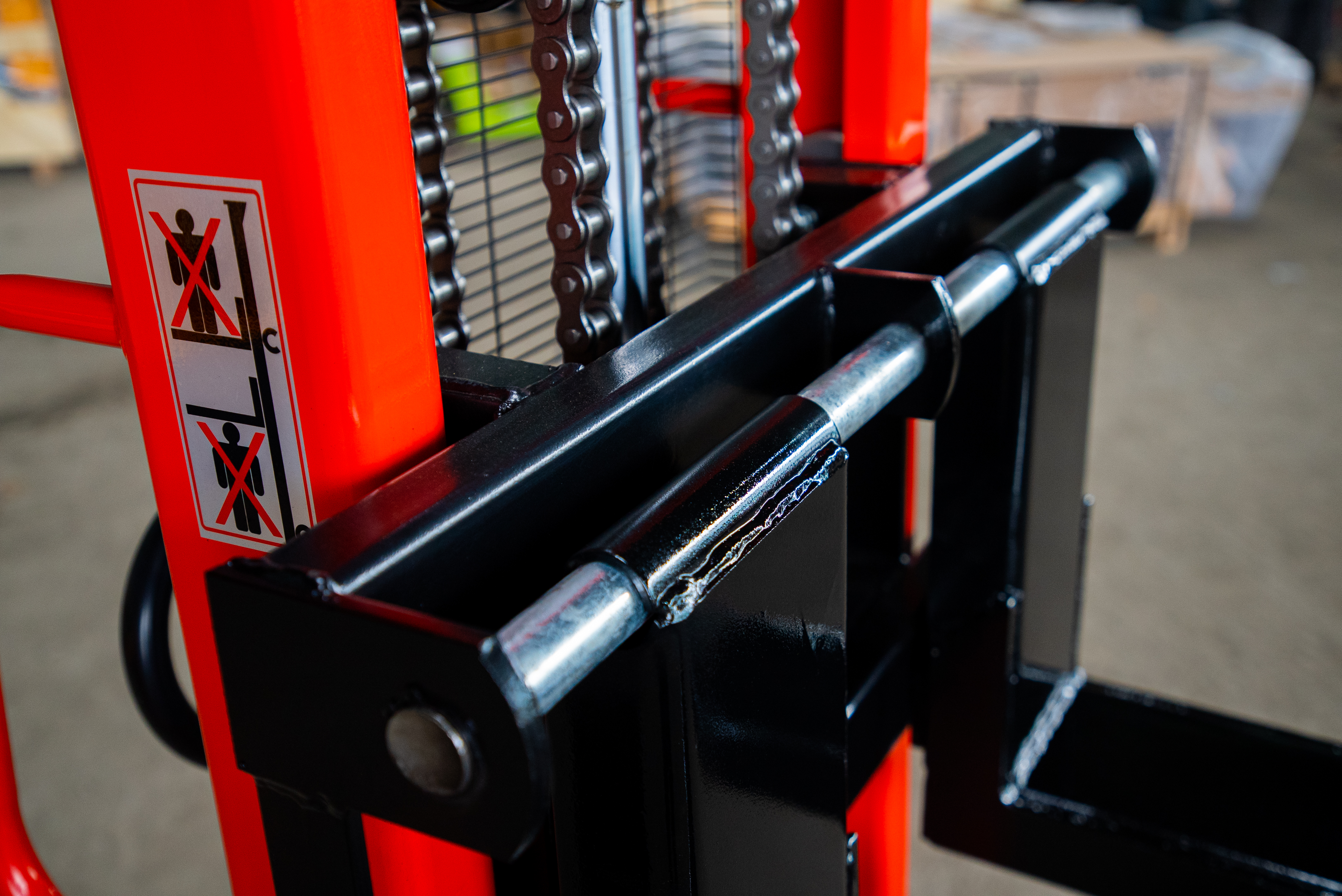 Штабелер гидравлический 2,0 т 1,6 м TOR CTY-E с раздвижными вилами