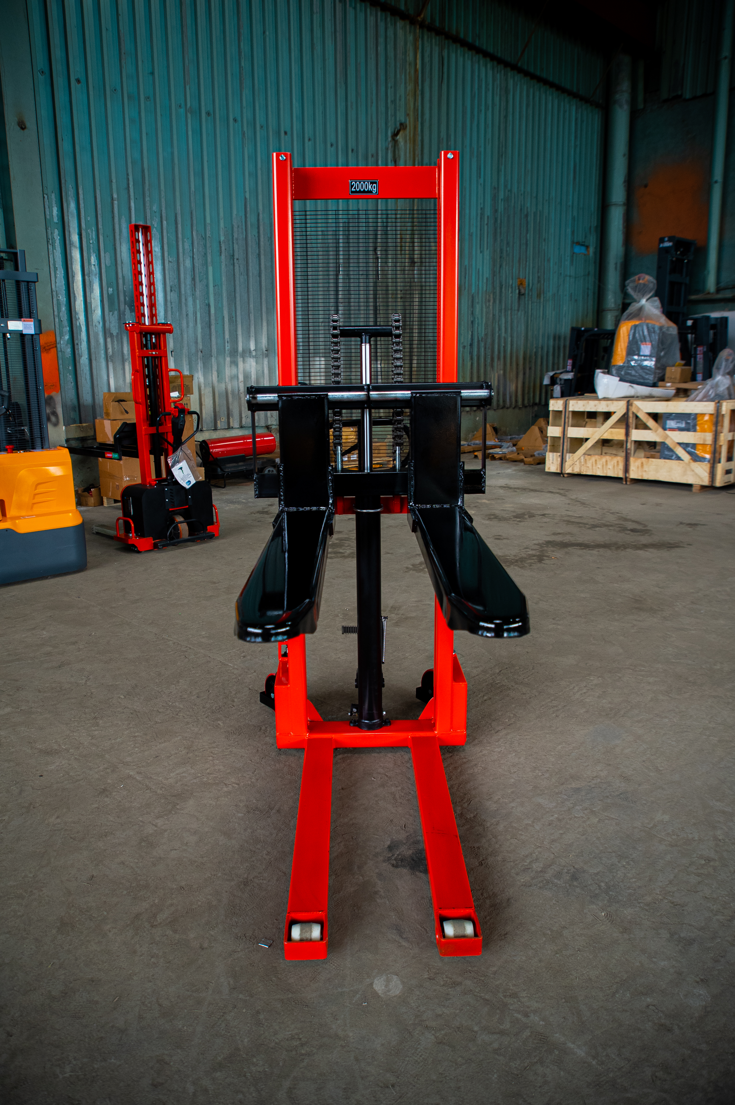 Штабелер гидравлический 2,0 т 1,6 м TOR CTY-E с раздвижными вилами