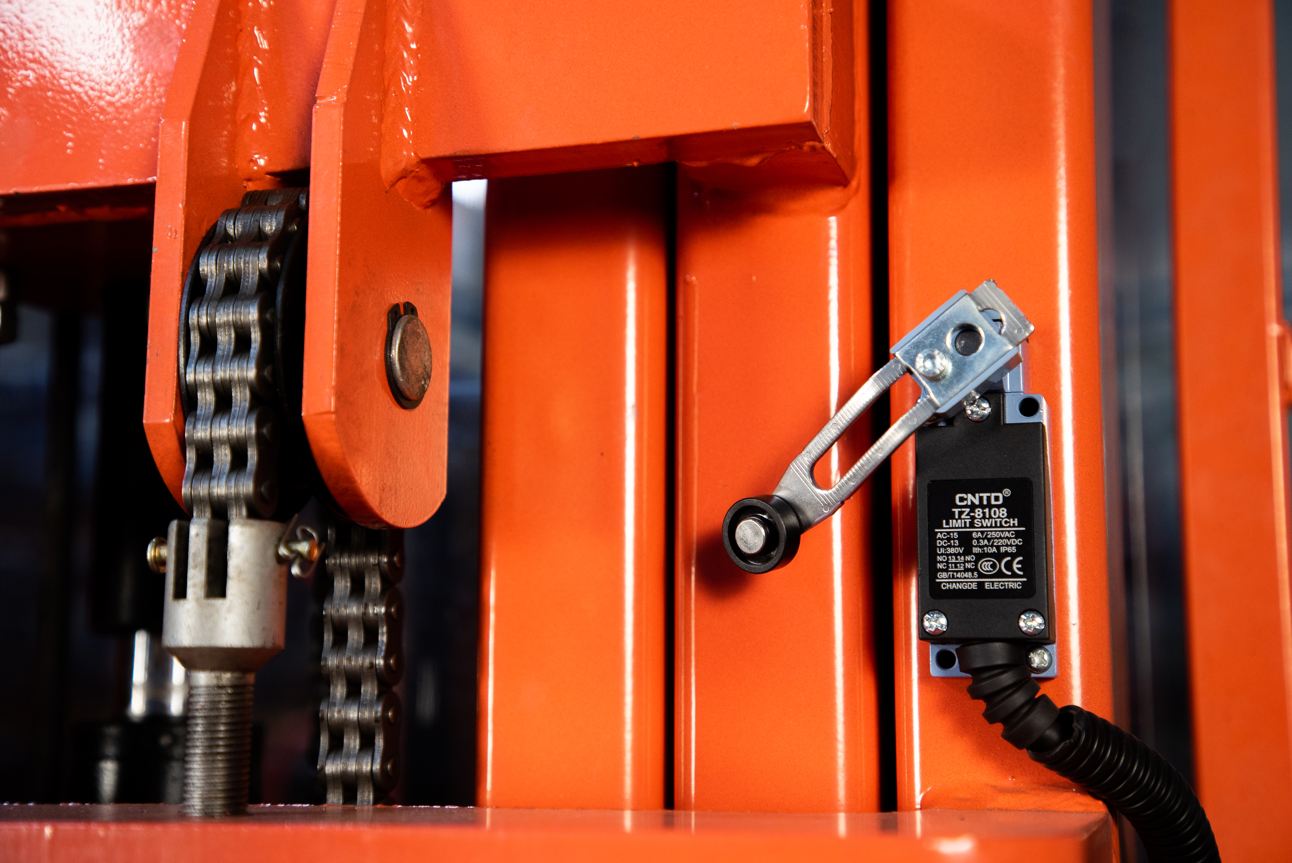 Сборщик заказов с электроподъемом 200 кг 4,0 м TOR GOPY4.403