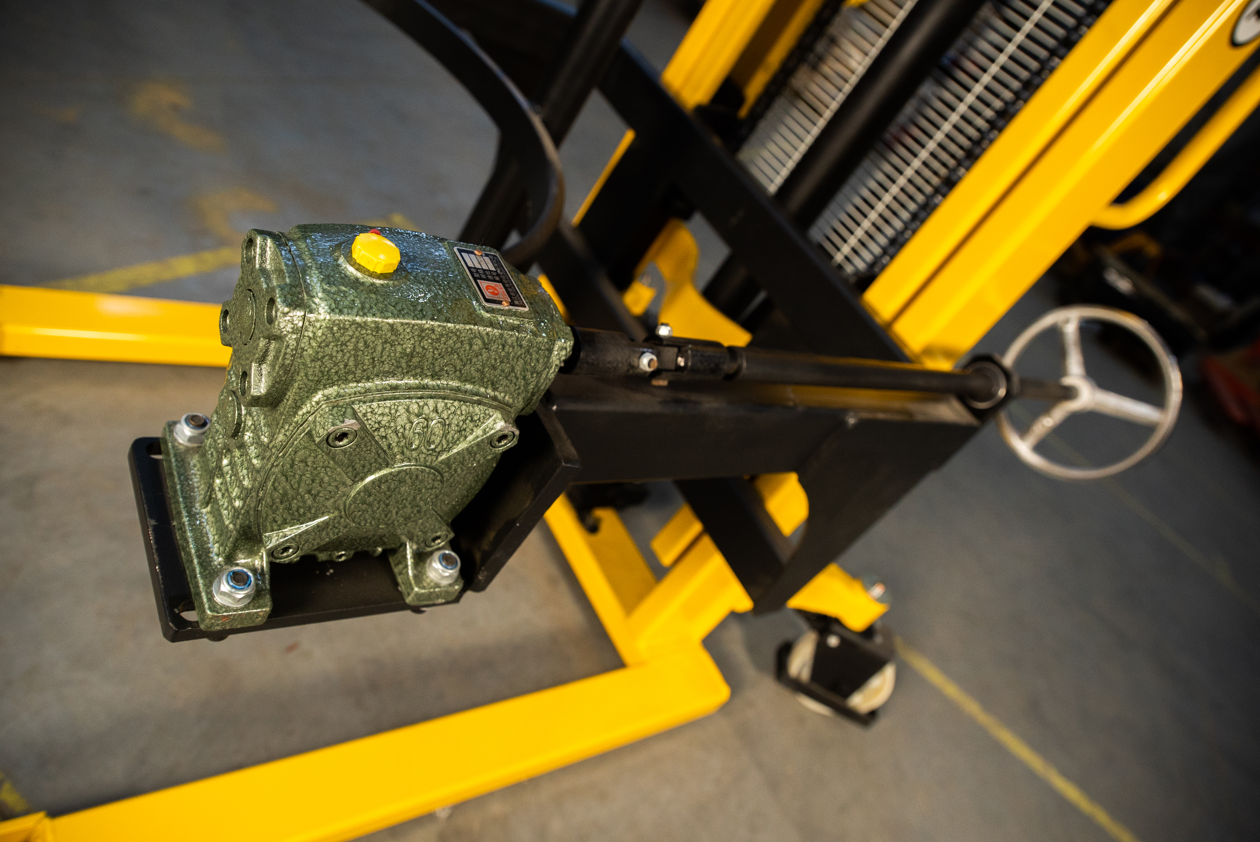 Штабелер-бочкокантователь гидравлический 0,5 т 2 м TOR WDS500-2000