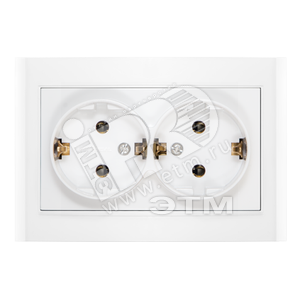 Розетка Бриллиант двойная с заземлением белая