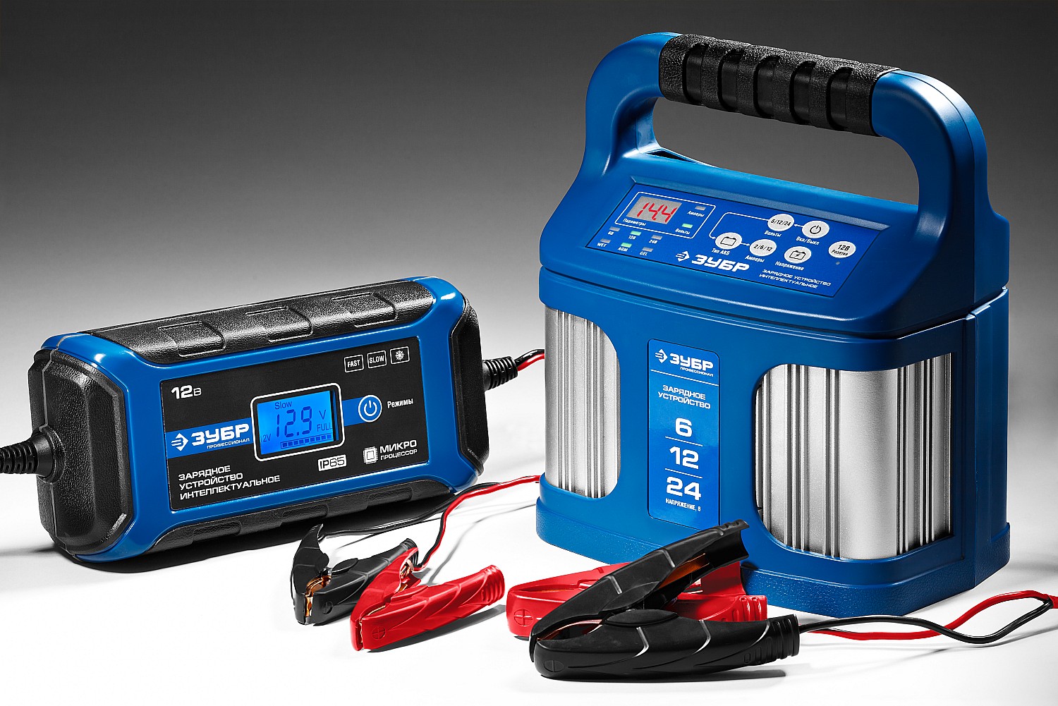 ЗУБР ЗУ-240, 6/12/24 В, 2-12 А, розетка 12 В, интеллектуальное зарядное устройство для аккумуляторов, Профессионал (59305)