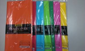 Скатерть одноцветная в ассортименте 1,4*2,6 м.