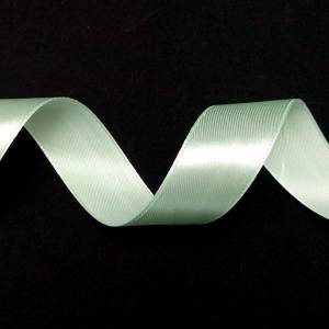 Лента атлас нежно-зеленый 25мм*22,85м