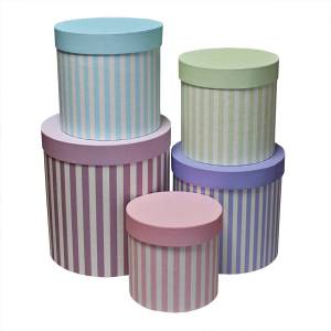 Коробка 18*18 см цилиндр "Белые полосы,ассорти"