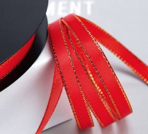 Лента атлас с золотой нитью Красный 25 мм*22,85 м/113-25SGE