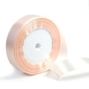 Лента атлас бежевый 20 мм*22,85м/190823