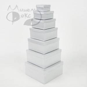 Коробка 18*18*9 см. "Серебряные линии" / 01049