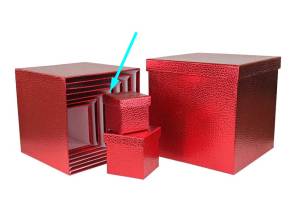 Коробка Текстура кожи красная 18,5*18,5*18,5