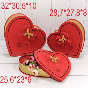 Коробка Сердце 25,6*23*6 Золото/Красный