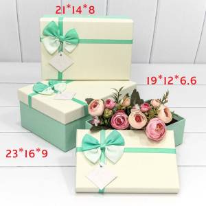 Коробка 21*14*8 см "Полосатый бант" тиффани