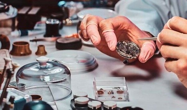 Поступление нового товара - инструмента для ремонта часов и ювелирных изделий.