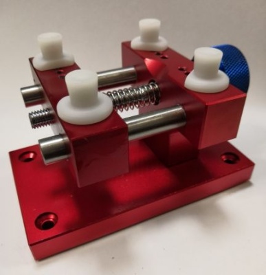 Держатель корпусов металлический RP-8002