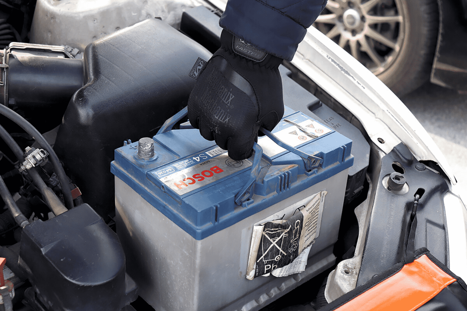 изображение Признаки неисправного аккумулятора Признаки неисправного аккумулятора фото