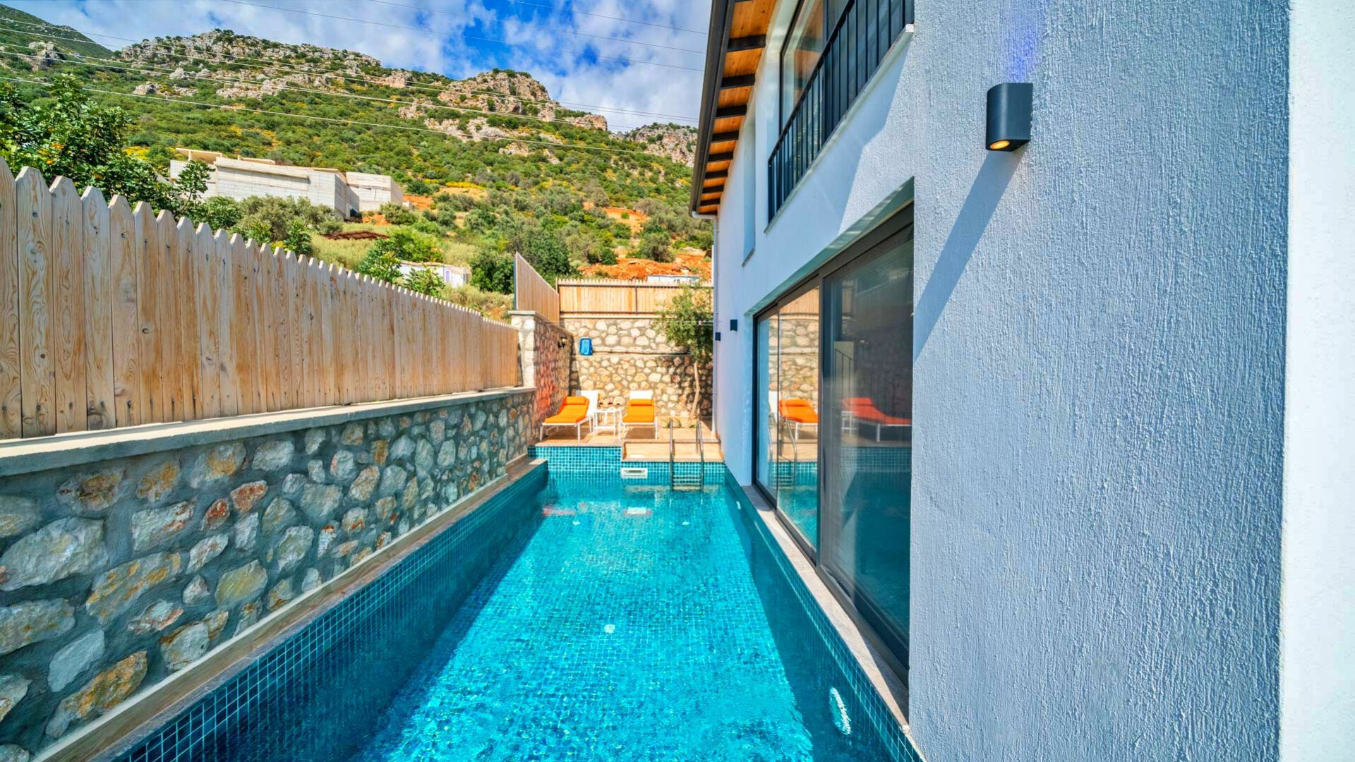 VBK16188 Villa Booking