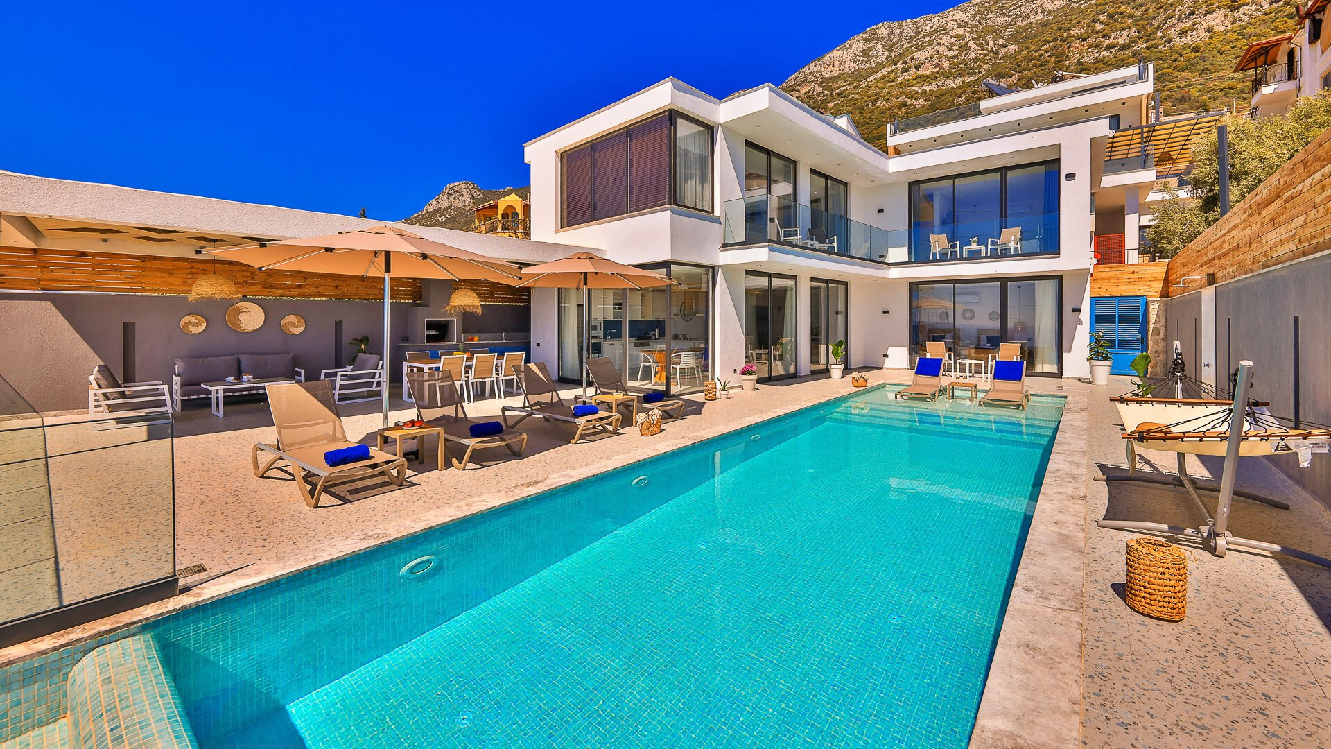 VBK85297 Villa Booking