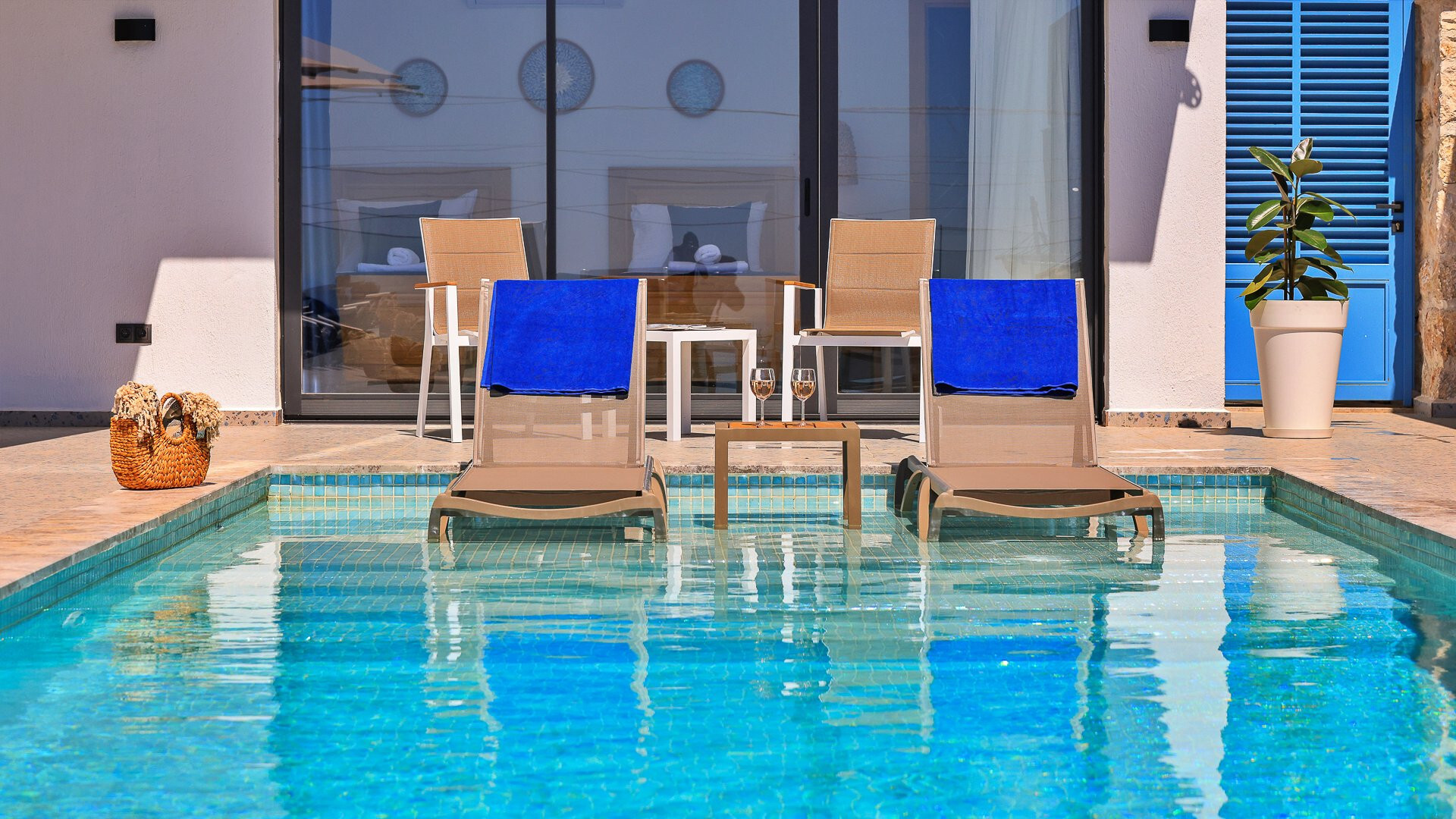 VBK85297 Villa Booking