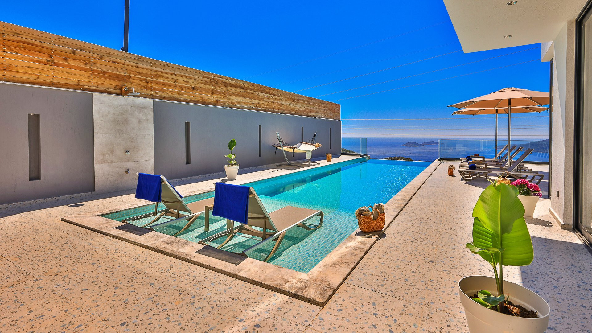 VBK85297 Villa Booking